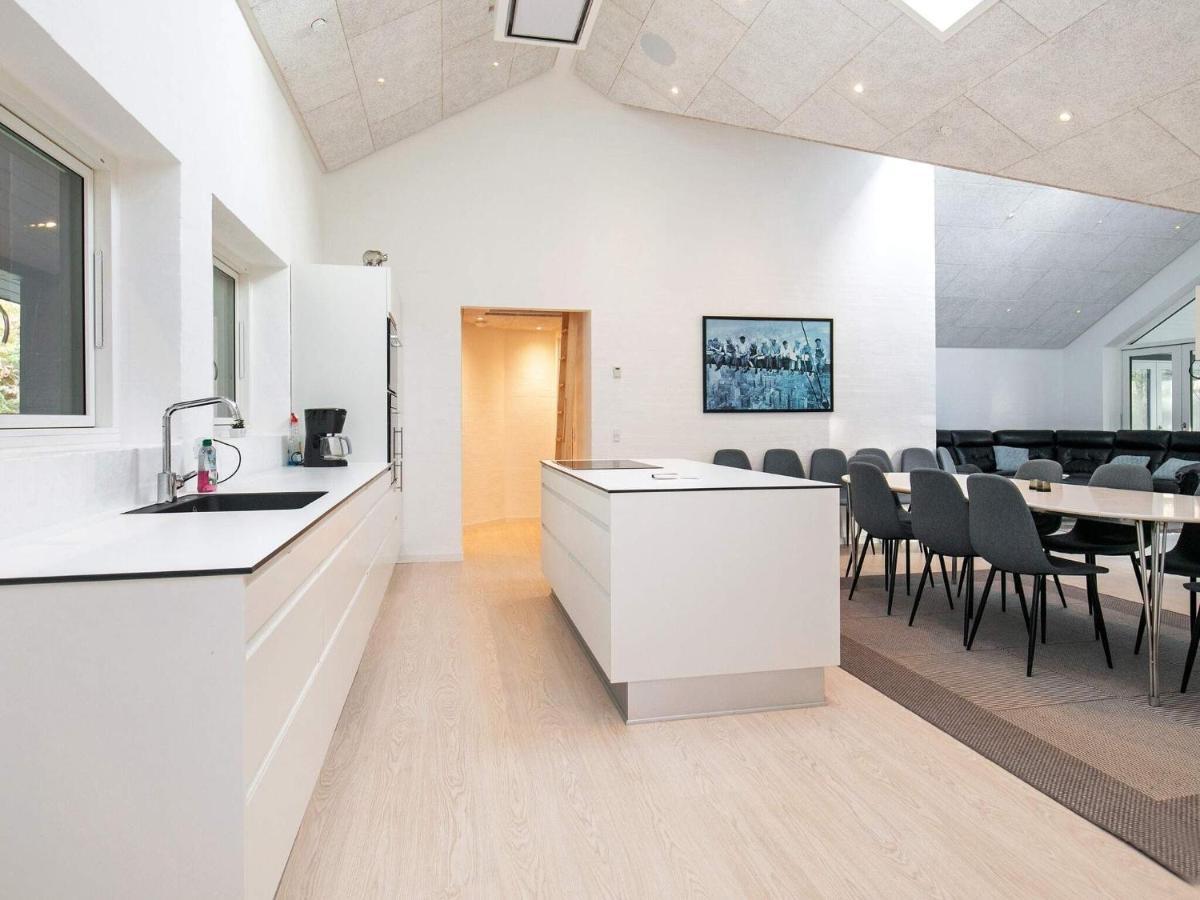 14 Person Holiday Home In L Kken ลอคเคิน ภายนอก รูปภาพ
